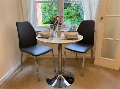 1 Bed Flat, Stockbridge Road, PO19