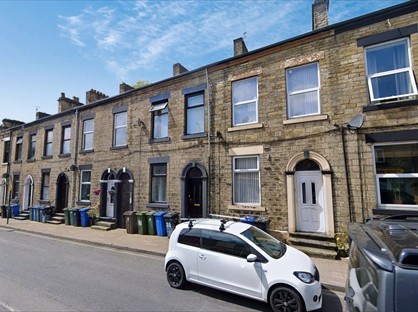 Room in a Shared House, Manchester Road, OL5