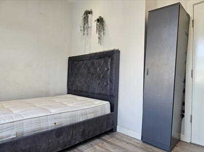 Studio Flat, Sussex Road, UB2