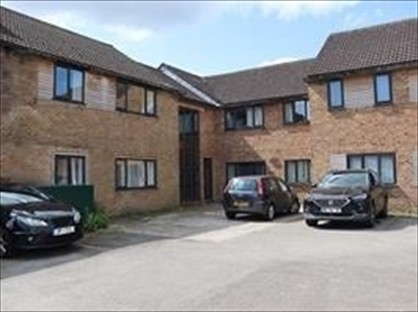 1 Bed Flat, Stratton Road, SN1