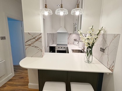 2 Bed Flat, Smithfield Street, EH11