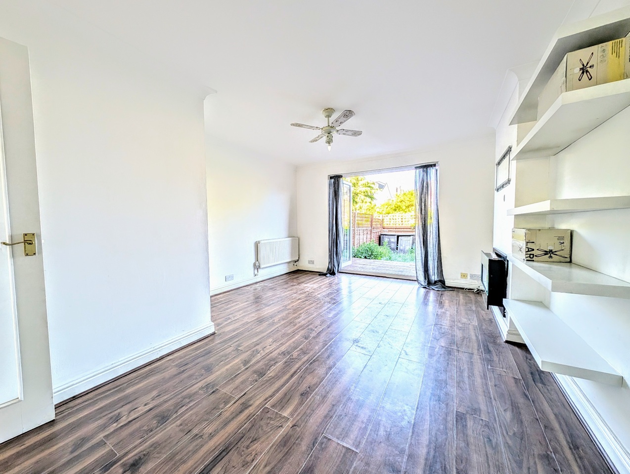 London - 2 Bed End Terrace, Willows Court, SW19 - To Rent Now for £ ...