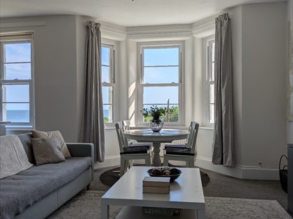 2 Bed Flat, Hillsborough Road, EX34