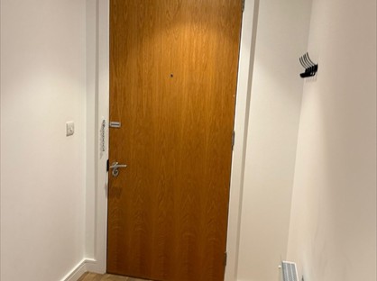 2 Bed Flat, Central Place, SK9