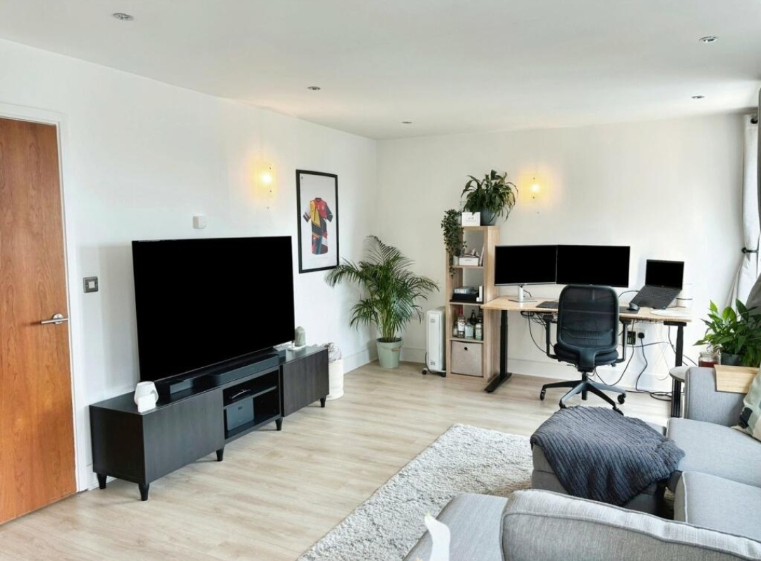 Additional image 2 of 1 Bed Flat, The Chatham, RG1, N1 7GU