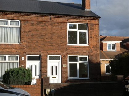 3 Bed Semi-Detached House, Peasehill, DE5