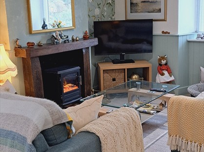 2 Bed End Terrace, East Street, DT6