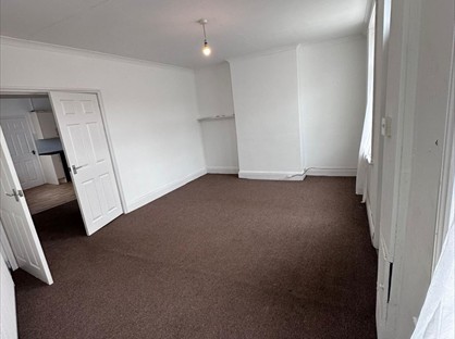 2 Bed Terraced House, Newgate Lane, NG18