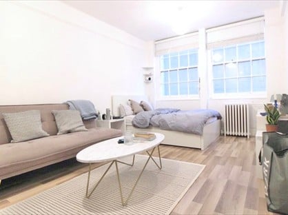 Studio Flat, Ivor Court, NW1