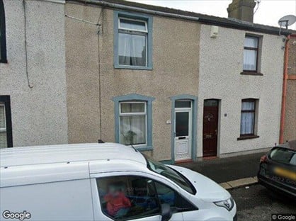 2 Bed Terraced House, Oxford Street, LA18