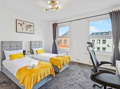 Room in a Shared Flat, Mitcham Road, SW17