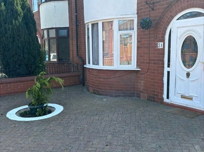3 Bed Semi-Detached House, Brendon Avenue, M40