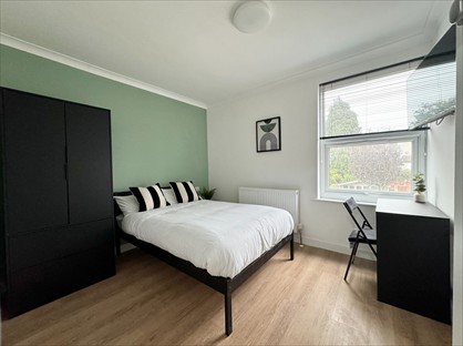 Room in a Shared House, Bowling Street, NG18