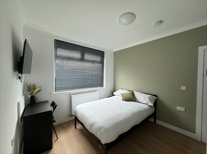 Room in a Shared House, Bowling Street, NG18