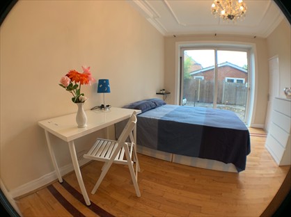 Room in a Shared House, London, W3