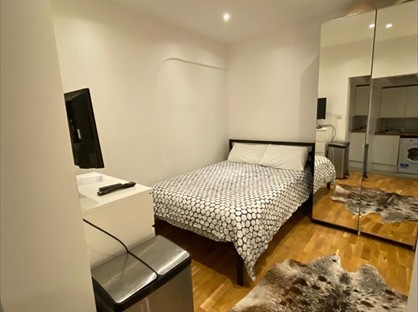 Studio Flat, London, W12