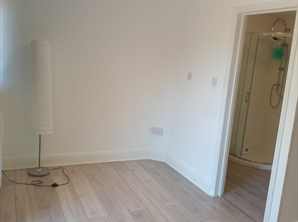 Studio Flat, Upminsster, RM14