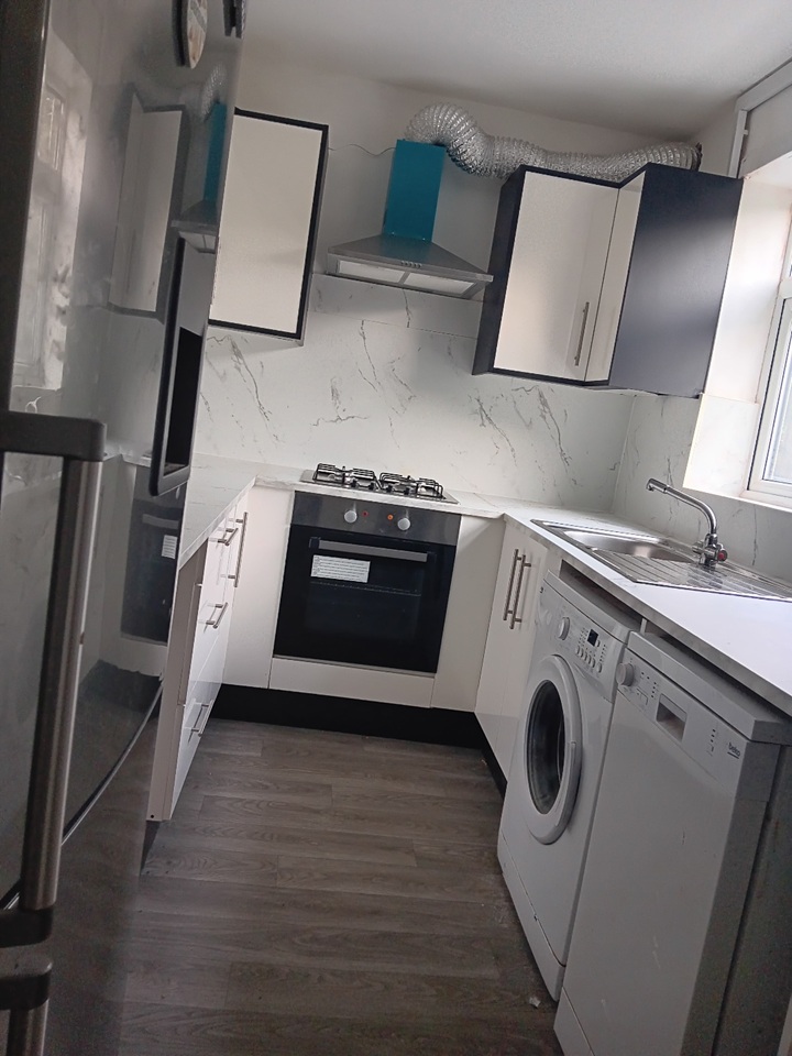 Additional image 9 of Room in a Shared House, Lea Farm Drive, LS5, N1 7GU