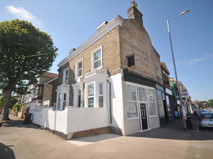 2 Bed Flat, Grange Road, CT11