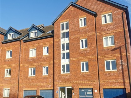 2 Bed Flat, Compass Quay, EX2
