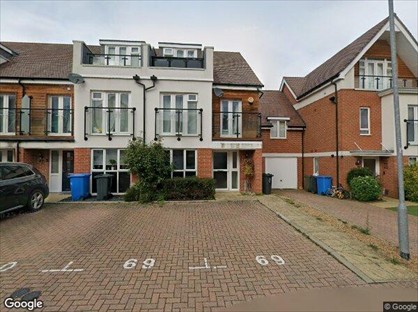 4 Bed Semi-Detached House, Lindsey Drive, SL6