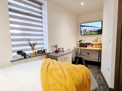 5 Bed Terraced House, Mort Street, WN6