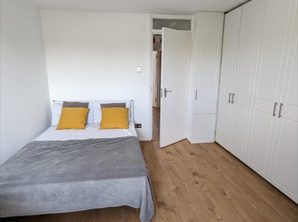 Room in a Shared Flat, Golderton, NW4