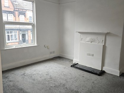 1 Bed Flat, Roundhay, LS8