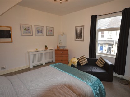 1 Bed Flat, Queen Street, TS10
