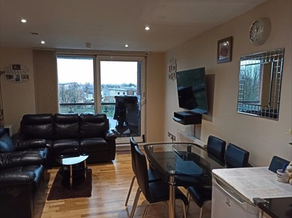 3 Bed Flat, Raphael House, IG1