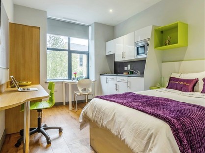Studio Flat, The Courtyard Block C, HD1