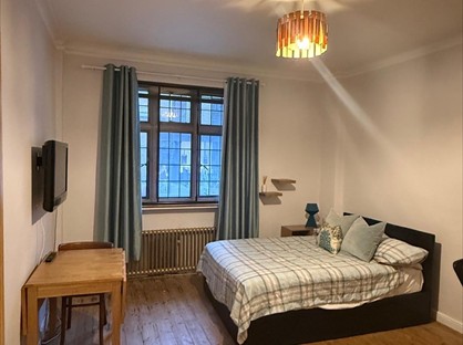 Studio Flat, Clare Court, WC1H