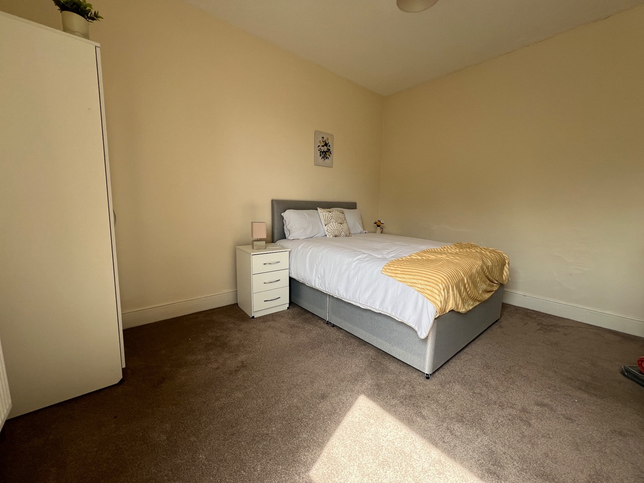 5 Bed Detached House, Lansdown Road, BS5 photo 3