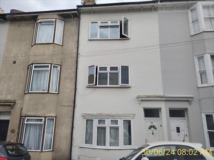 4 Bed Terraced House, St. Martins Place, BN2