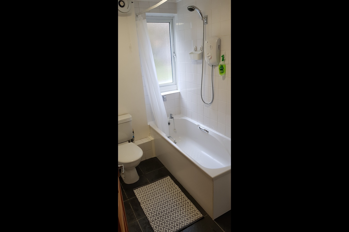 3 Bed Flat, Redcliffe Road, NG3