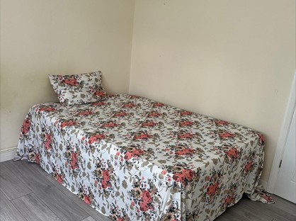 Room in a Shared House, Cambria Close, TW3
