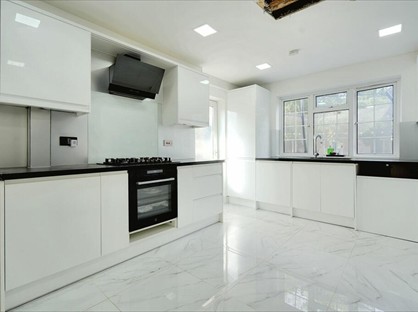 3 Bed Detached House, Cranborne Avenue, ME15