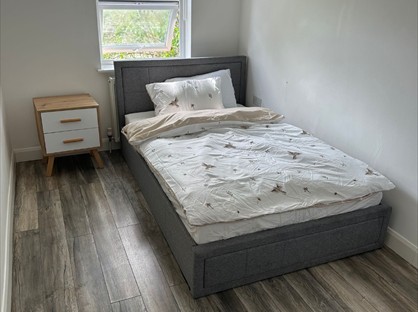 Room in a Shared House, Great Park Street, NN8