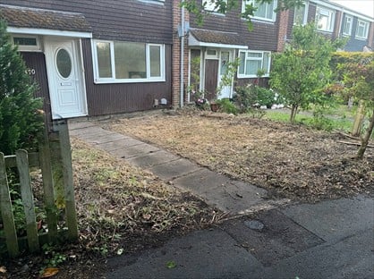 3 Bed Terraced House, Shortdale Road, GU11