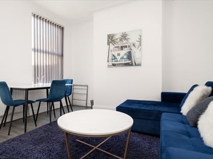 4 Bed Semi-Detached House, Vicar Road, L6