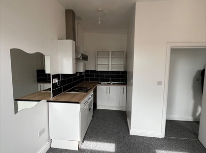 2 Bed Flat, Beaufort Street, NP23