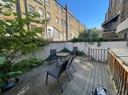 2 Bed Flat, West Kensington, W14