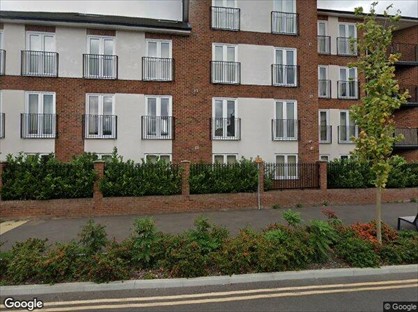 4 Bed Semi-Detached House, Slough, SL1