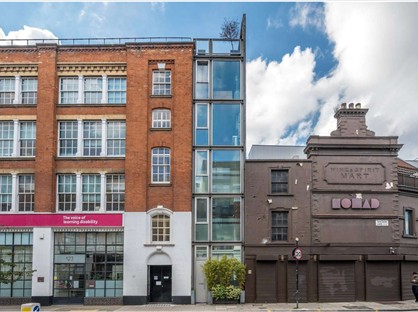 4 Bed Terraced House, Golden Lane, EC1Y