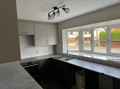 2 Bed Semi-Detached House, Manor Road North, CW5