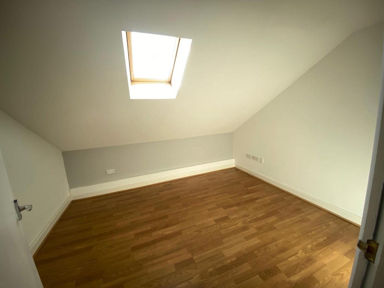 Additional image 9 of 5 Bed Flat, Chapel Court, NG7, N1 7GU