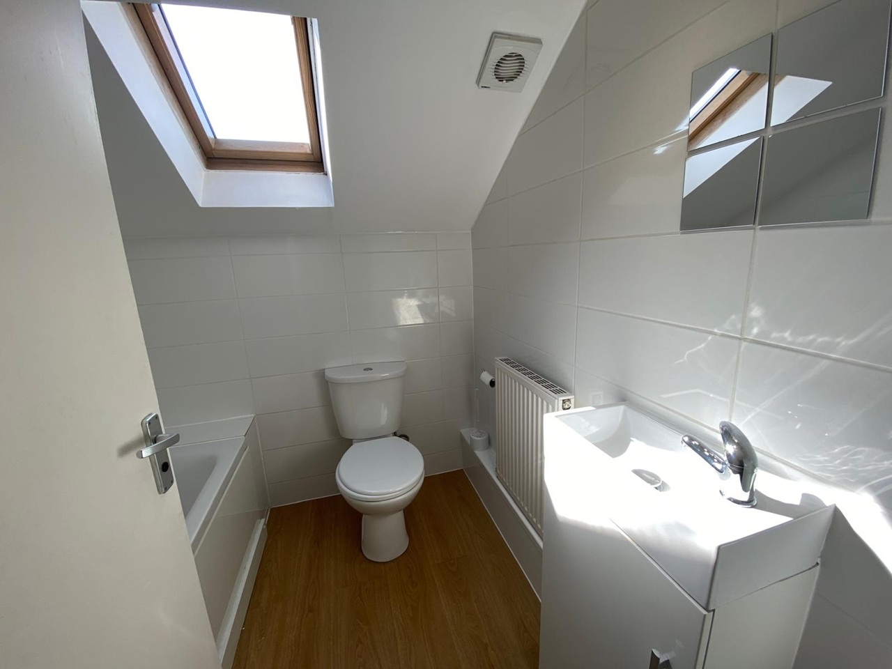 Additional image 16 of 5 Bed Flat, Chapel Court, NG7, N1 7GU