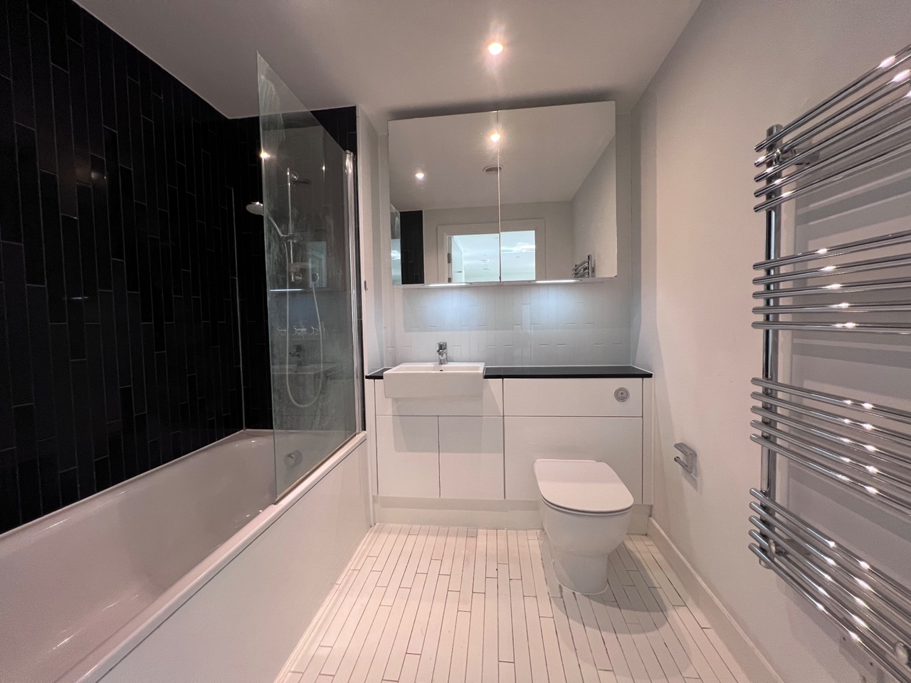 1 Bed Flat, Walton Heights, SE17 photo 4