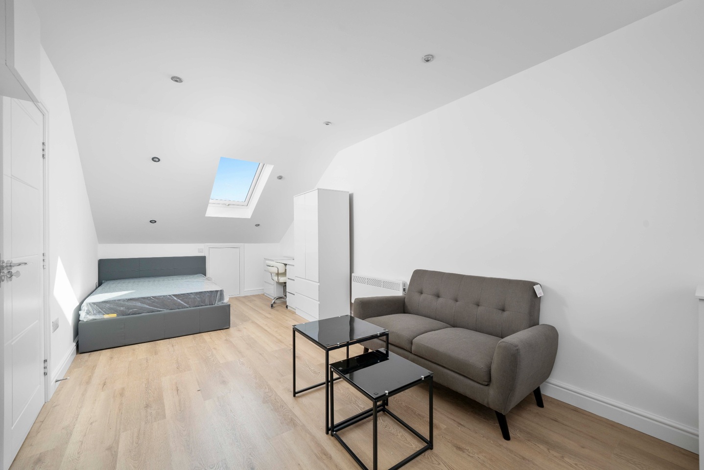 Dartford - Room in a Shared House, Priory Road, DA1 - To Rent Now for £ ...