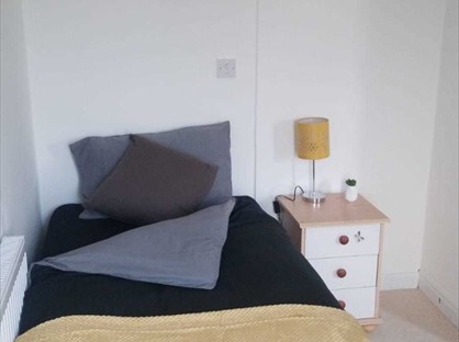 Room in a Shared House, Bailey Road, WV14